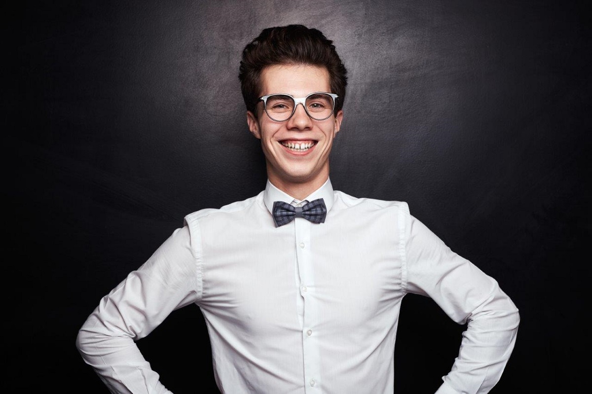 AdobeStock_417309039_1200x800 enneagram for men type 5 the learned observer in the red stage the geek